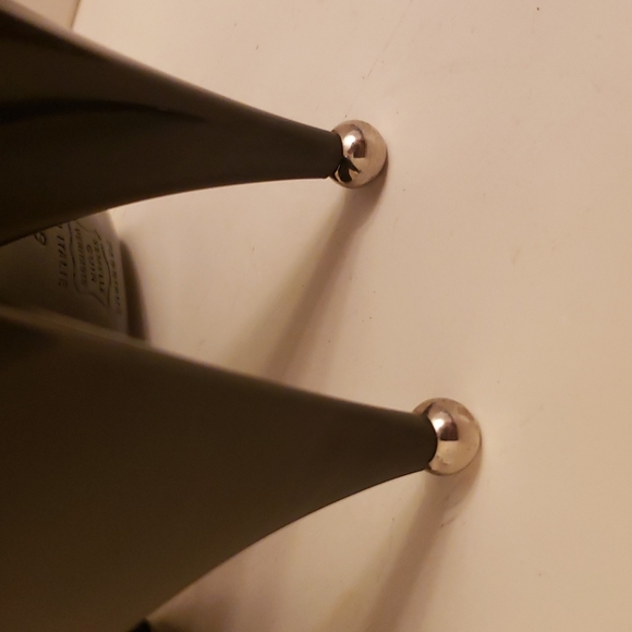 ♤ Luc Berjen Vintage Black Heels - Picture 5 of 8